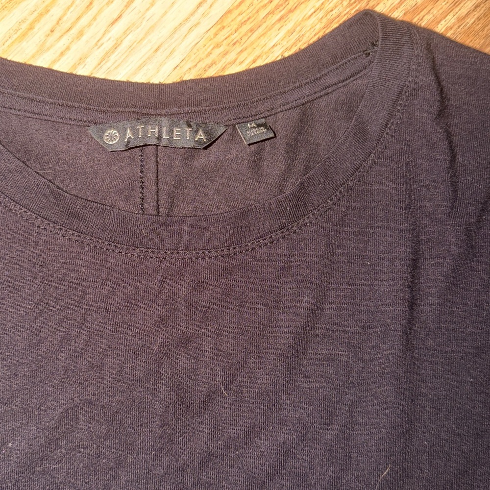 Athleta oversized  Black Top - Picture 2 of 2
